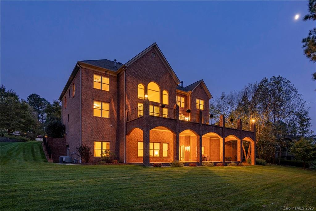 1487 Winged Foot Drive Denver NC 28037