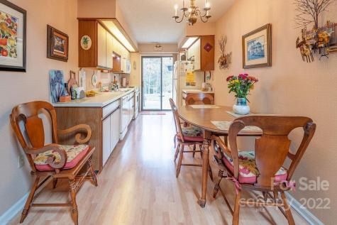 407 Sweeten Way Asheville NC 28803