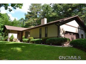 26 Spring Lane Fairview NC 28730