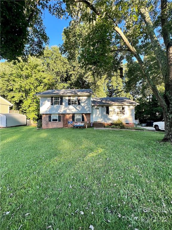 611 King Arthur Drive Gastonia NC 28056