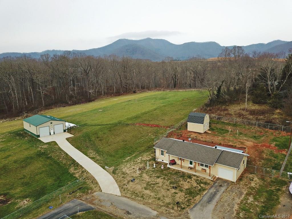 30 Tyler Street Clyde NC 28721