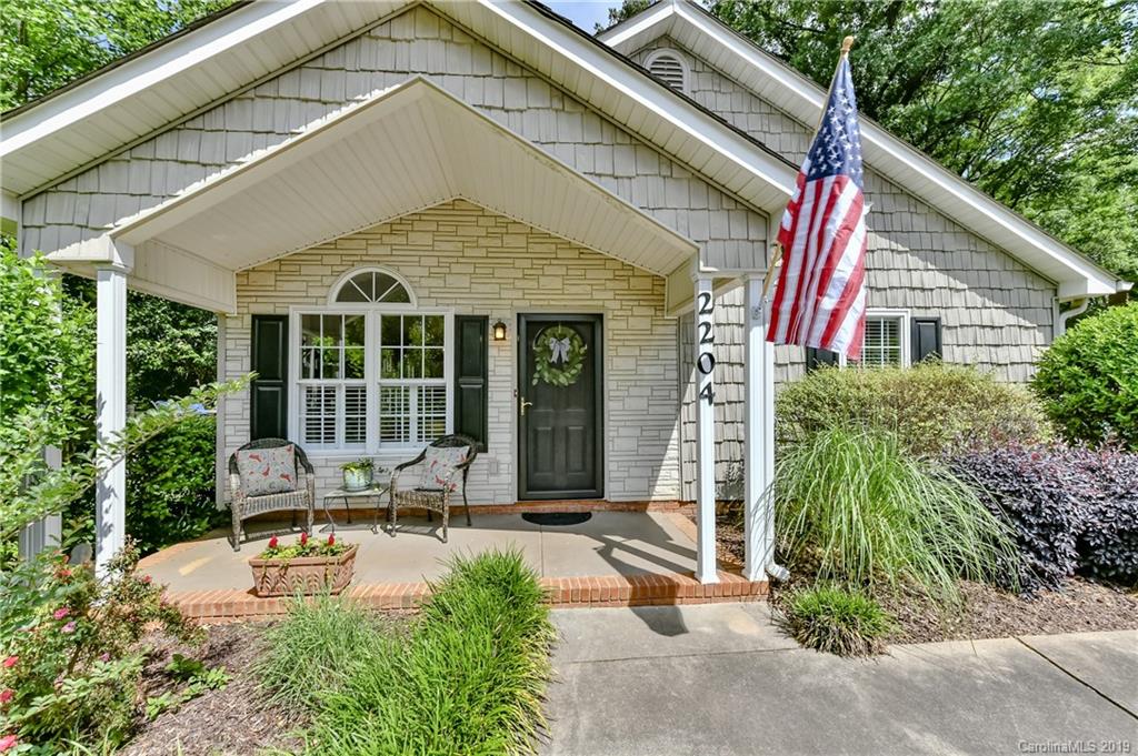2204 Olde Chantilly Court Charlotte NC 28205