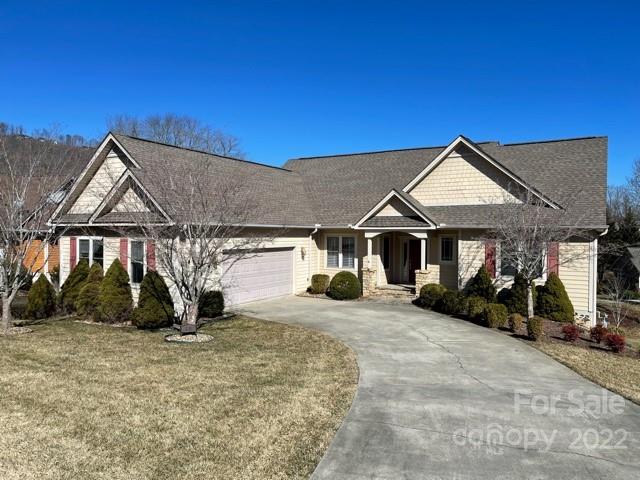40 Devonshire Drive Mills River NC 28759