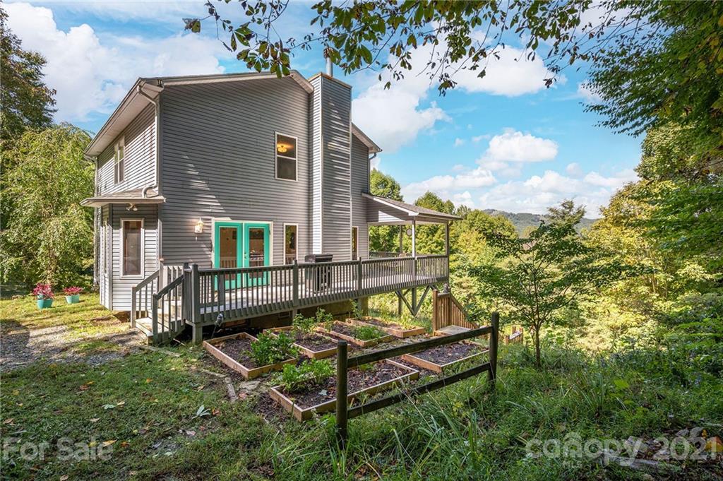 1747 Secluded Valley Road Marshall NC 28753