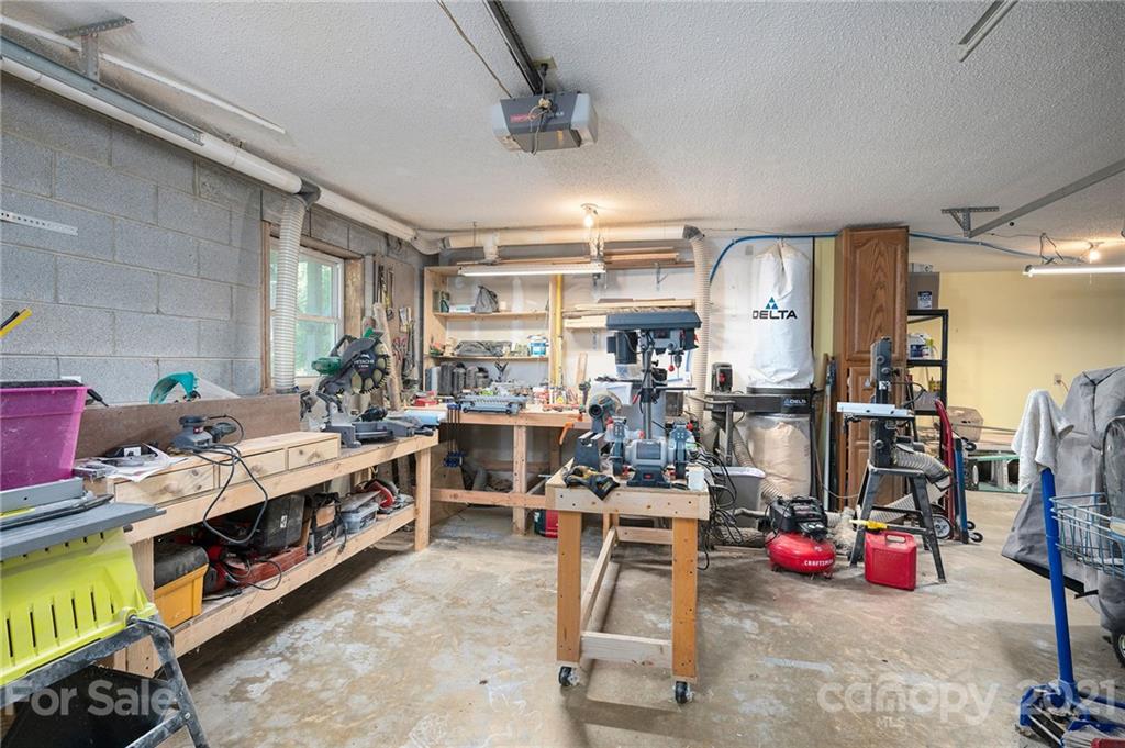 1747 Secluded Valley Road Marshall NC 28753