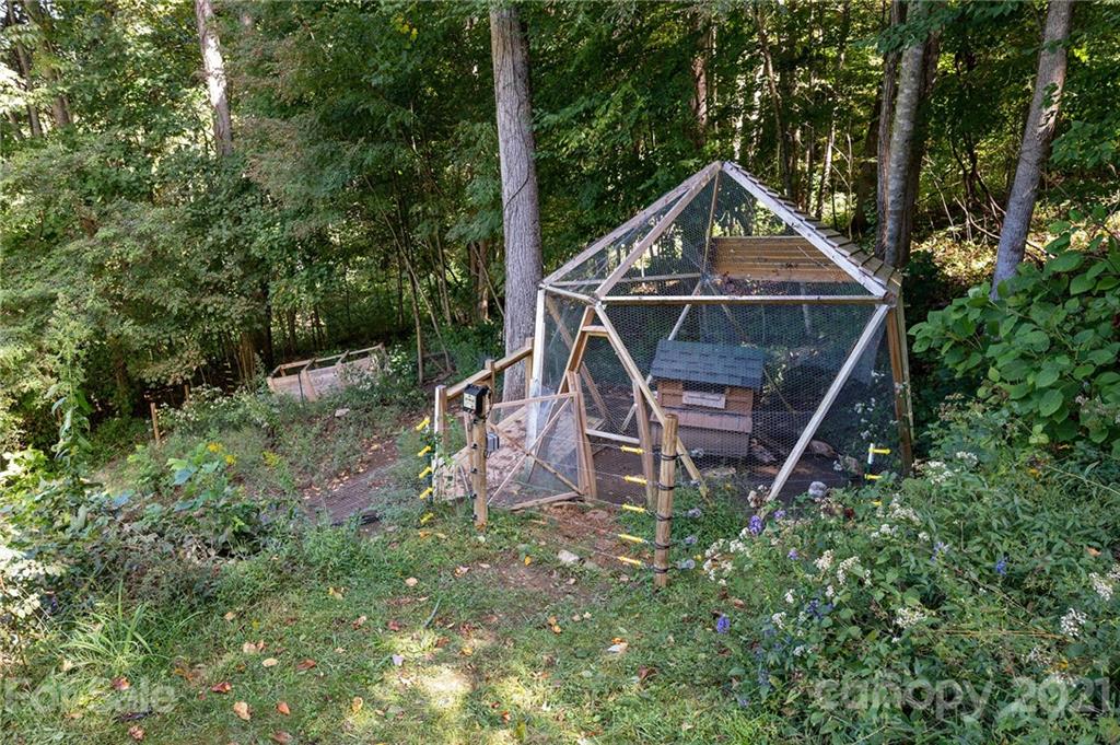 1747 Secluded Valley Road Marshall NC 28753