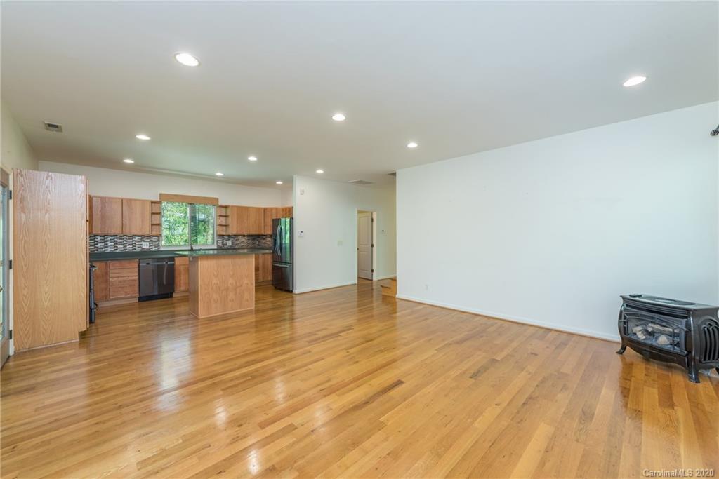 752 Hiawassee Avenue Black Mountain NC 28711