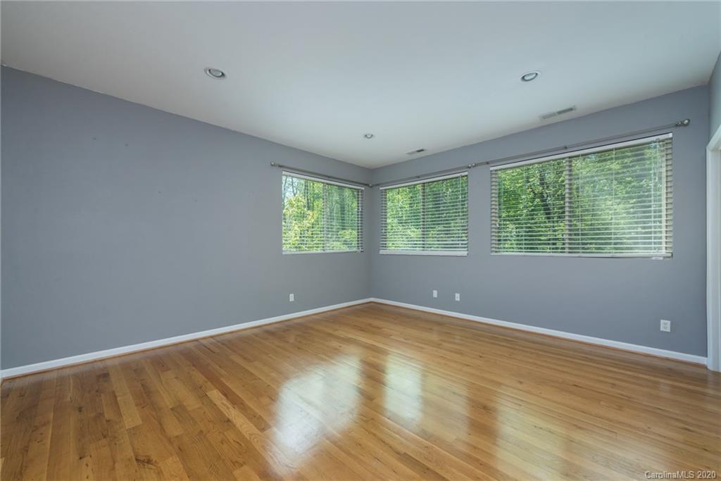 752 Hiawassee Avenue Black Mountain NC 28711