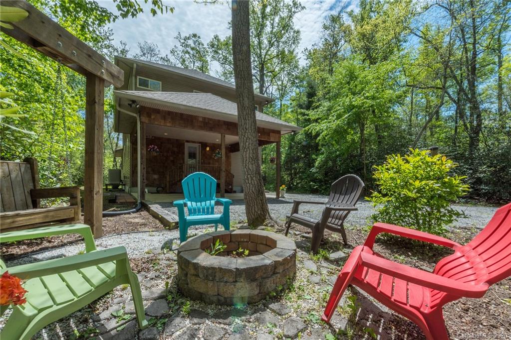 752 Hiawassee Avenue Black Mountain NC 28711