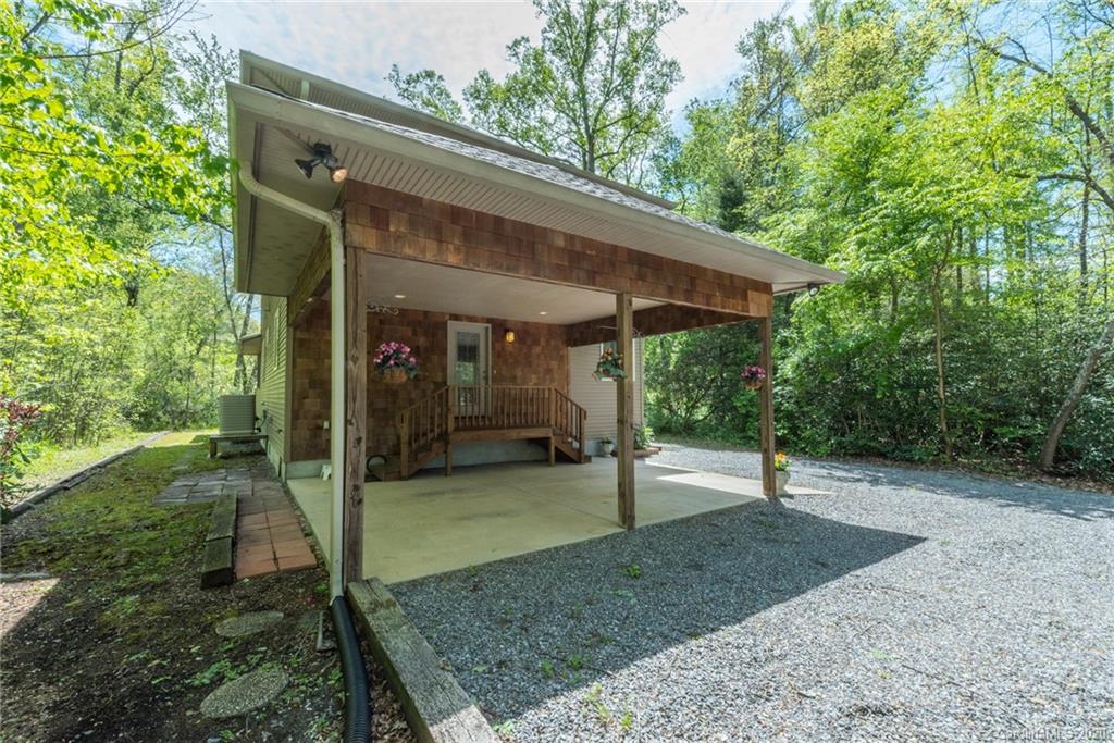 752 Hiawassee Avenue Black Mountain NC 28711