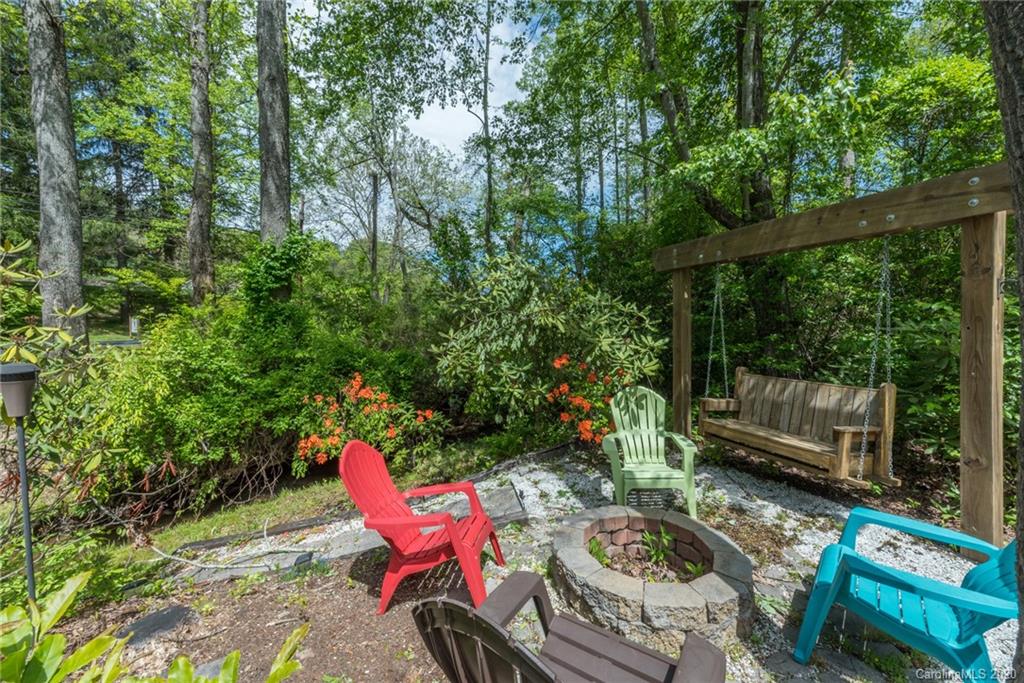 752 Hiawassee Avenue Black Mountain NC 28711