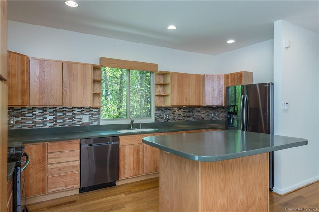 752 Hiawassee Avenue Black Mountain NC 28711