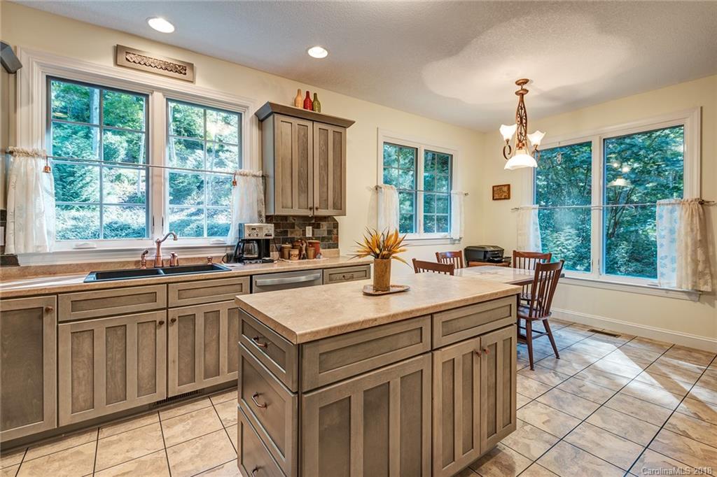 145 Carter Cove Road Asheville NC 28804