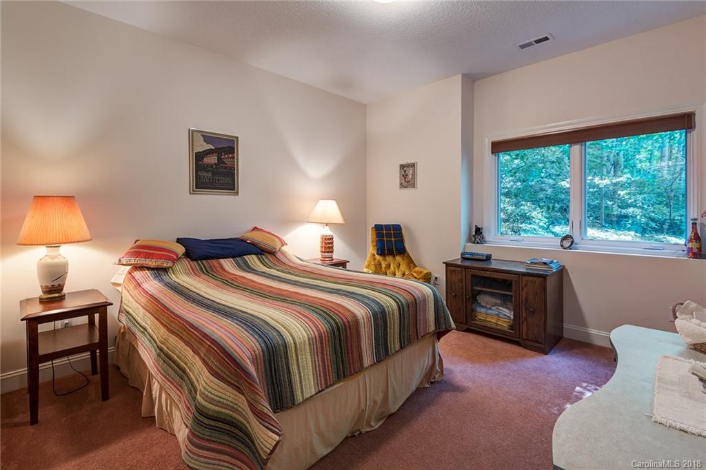 145 Carter Cove Road Asheville NC 28804