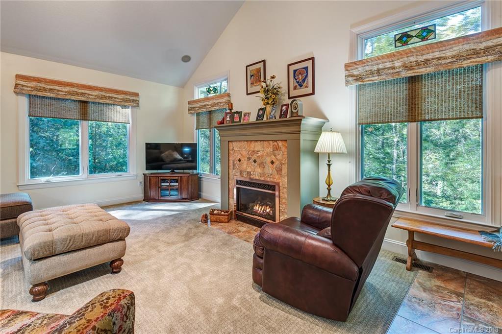 145 Carter Cove Road Asheville NC 28804