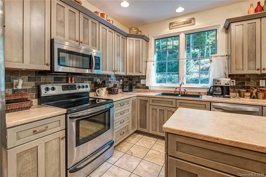 145 Carter Cove Road Asheville NC 28804