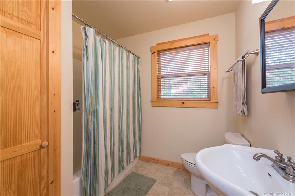 257 Adirondack Trail Nebo NC 28761