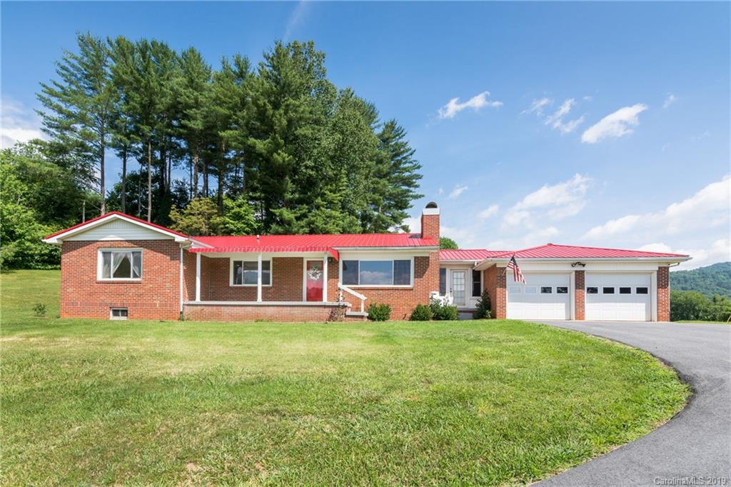 983 Lee Road Clyde NC 28721
