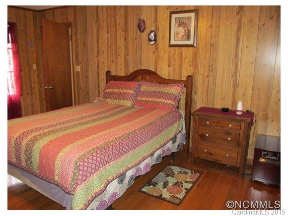 300 Garvel Mountain Road Burnsville NC 28714