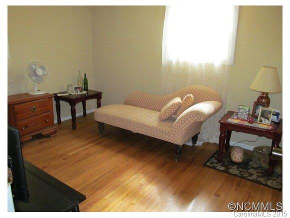 300 Garvel Mountain Road Burnsville NC 28714