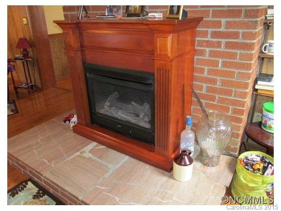 300 Garvel Mountain Road Burnsville NC 28714