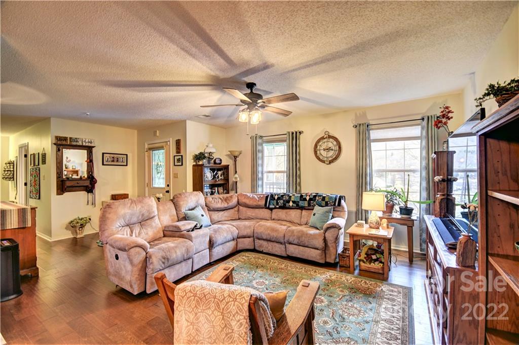 96 La Vista Dream Lane Waynesville NC 28786