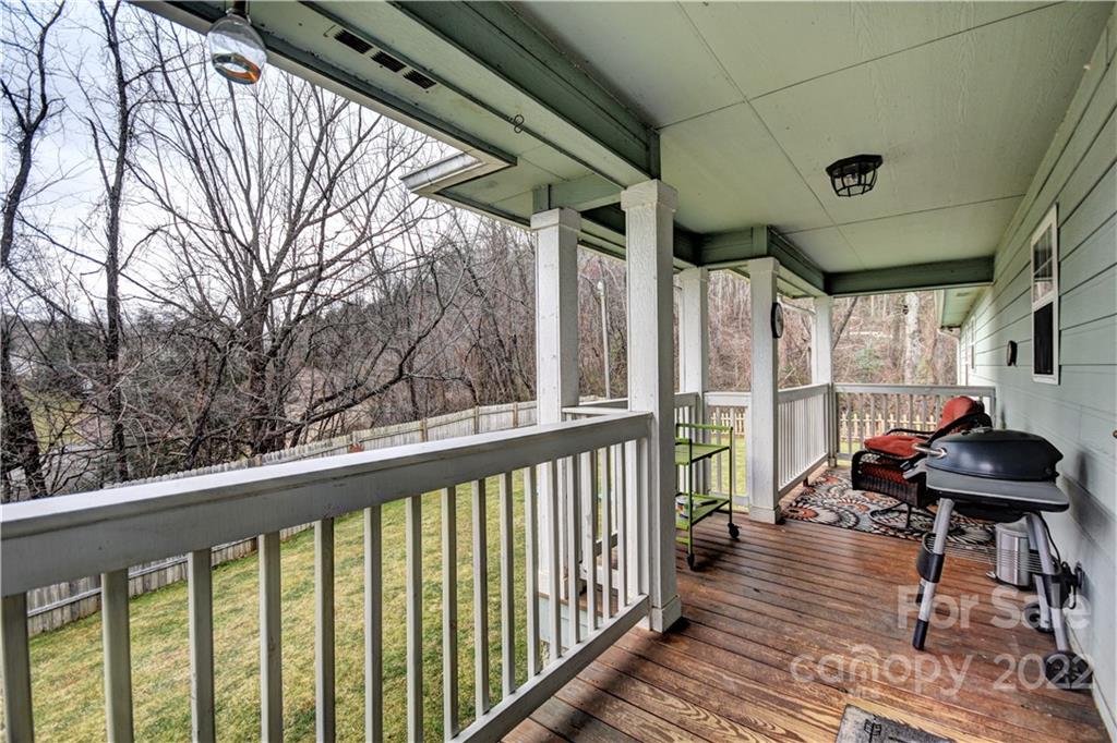 96 La Vista Dream Lane Waynesville NC 28786