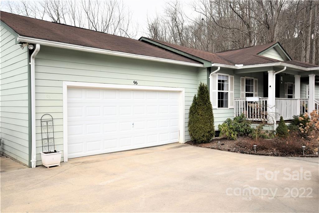 96 La Vista Dream Lane Waynesville NC 28786