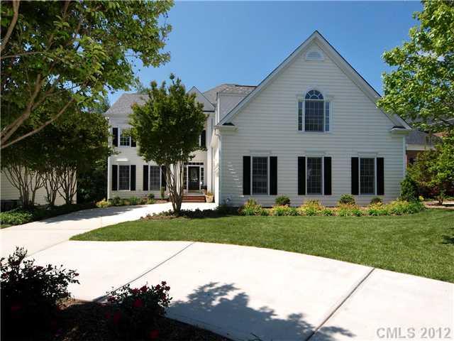 3302 Twelve Oaks Place Charlotte NC 28270