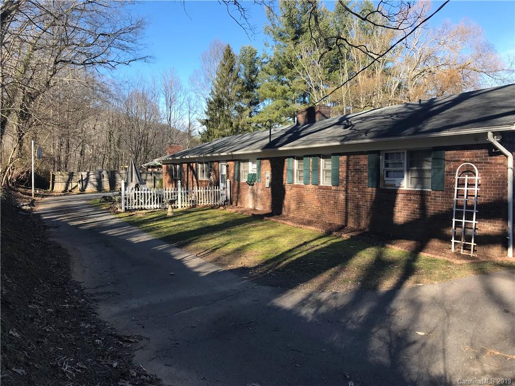 392 Locust Drive Waynesville NC 28786