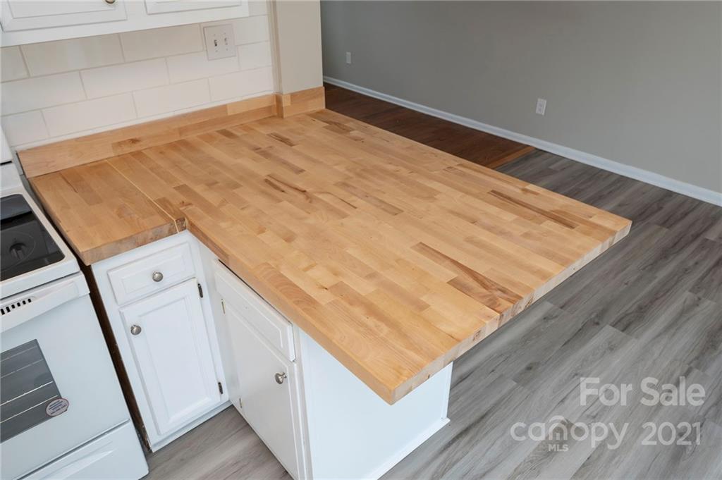 55 Tahkieostie Trail Asheville NC 28806