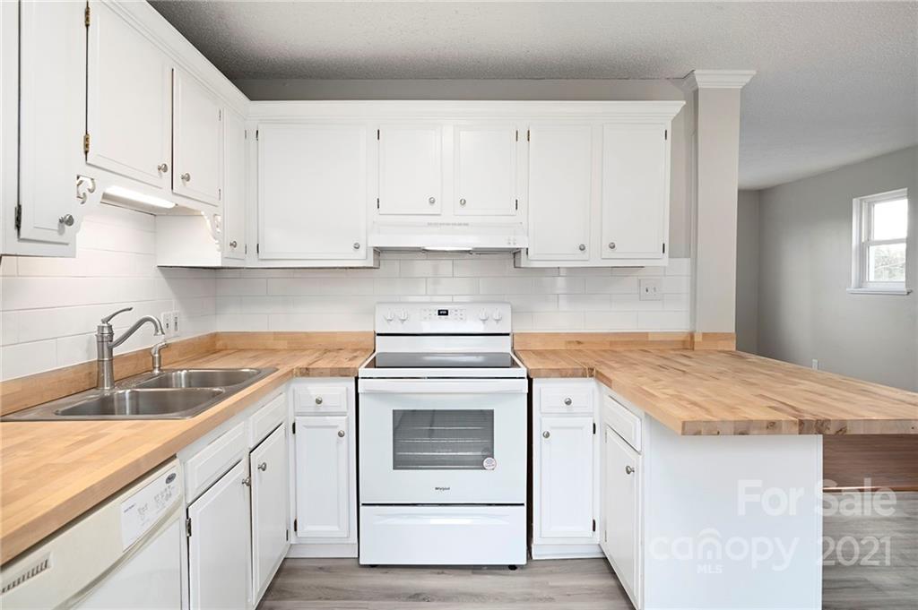 55 Tahkieostie Trail Asheville NC 28806