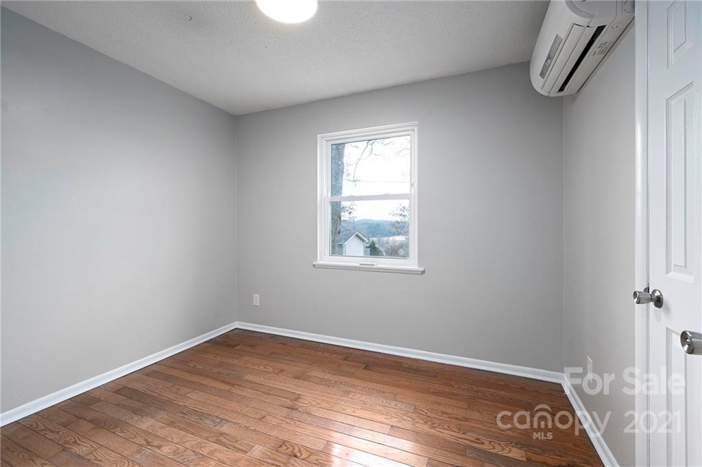 55 Tahkieostie Trail Asheville NC 28806