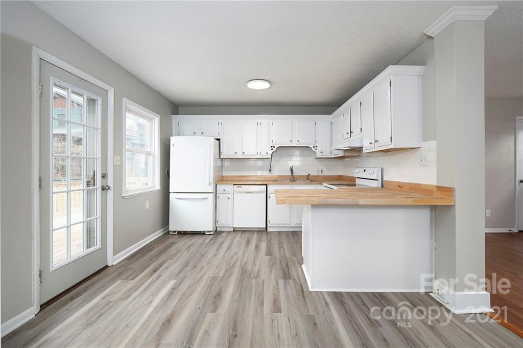 55 Tahkieostie Trail Asheville NC 28806