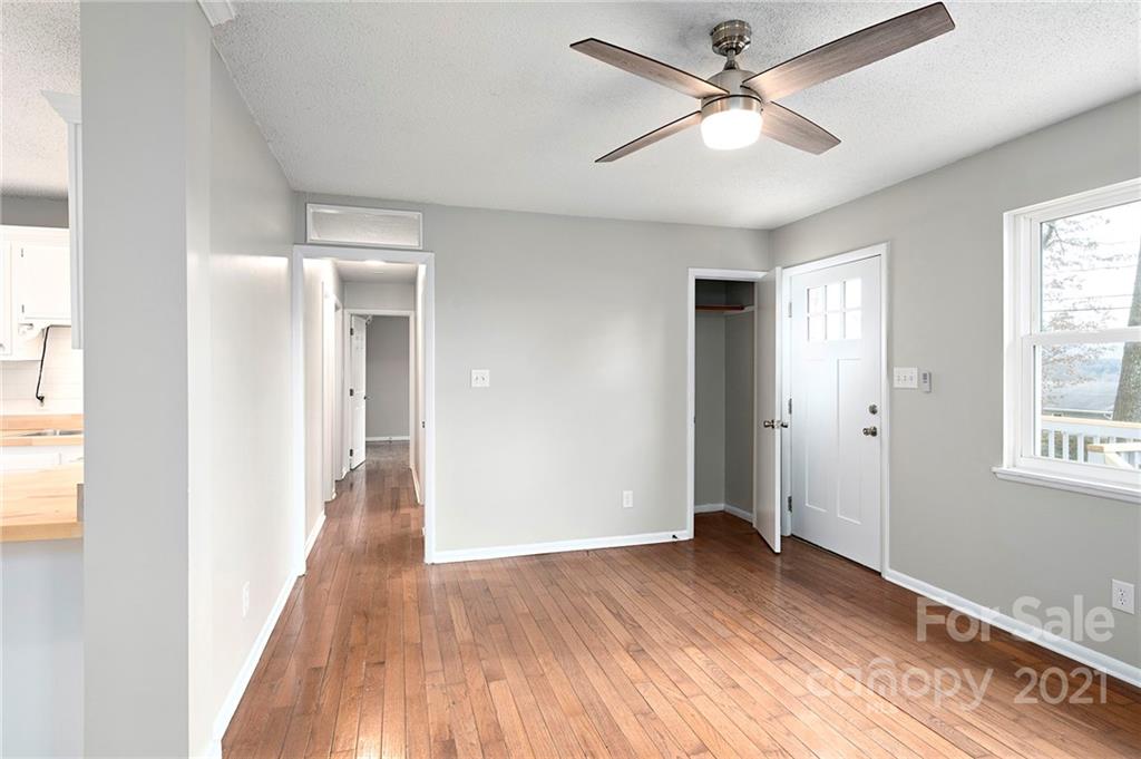 55 Tahkieostie Trail Asheville NC 28806