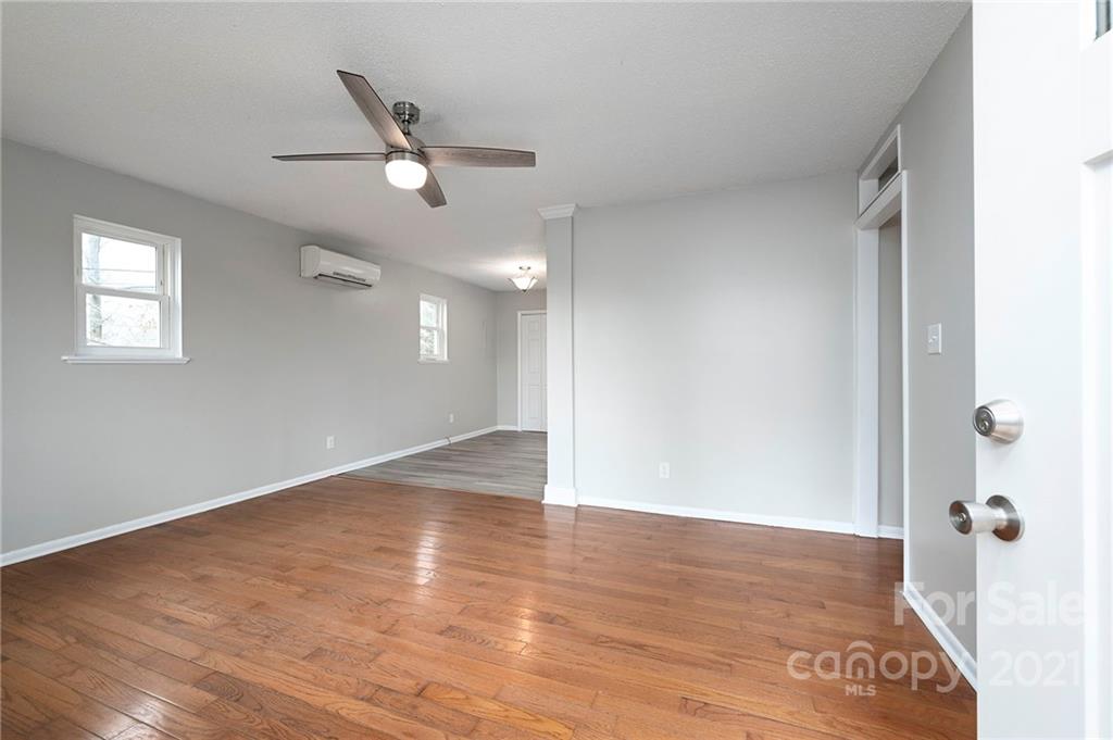 55 Tahkieostie Trail Asheville NC 28806