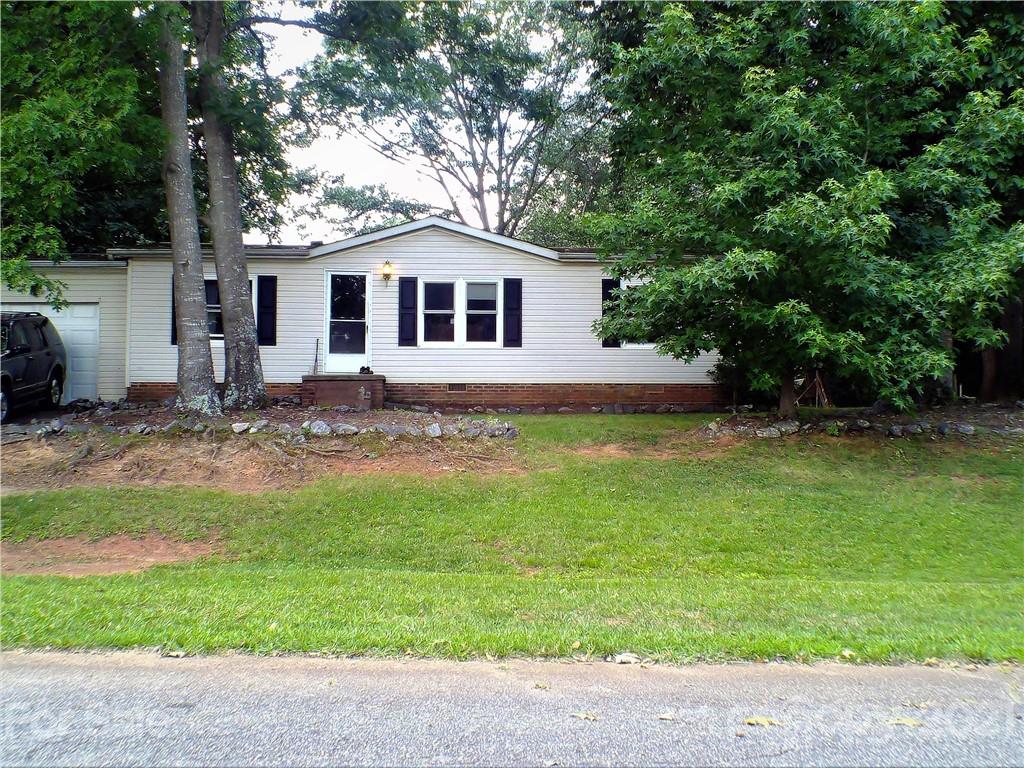 3411 Stony Brook Circle Newton NC 28658