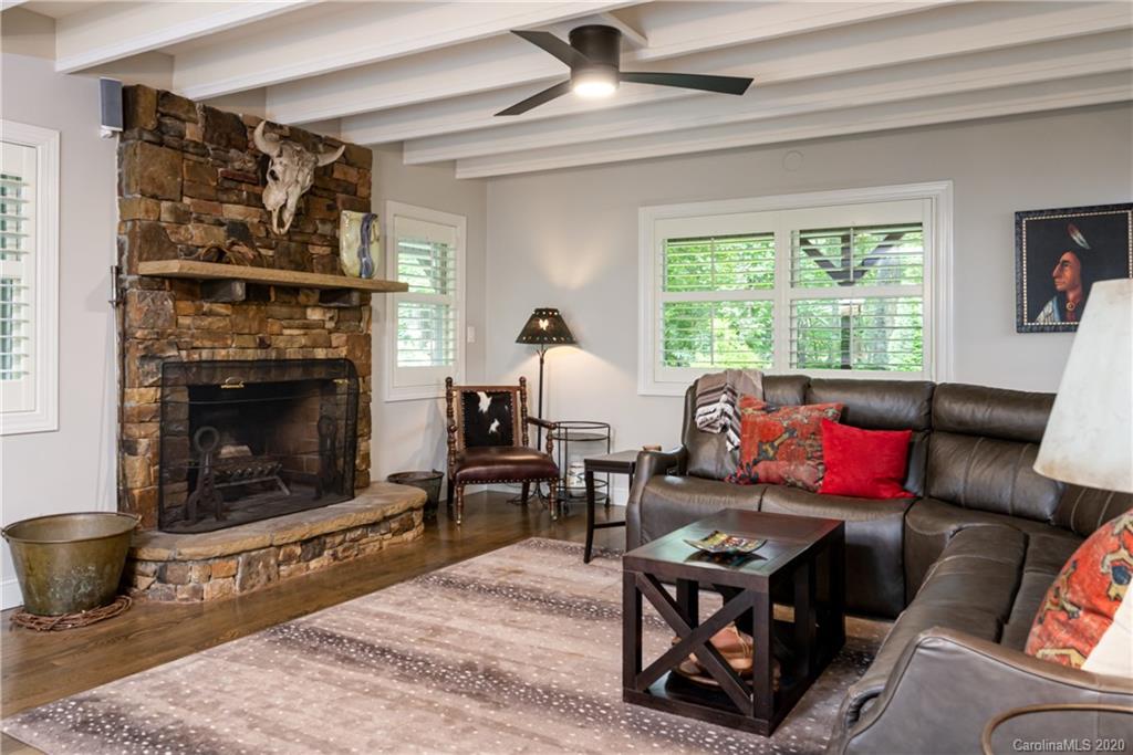 40 Spring Hollow Lane Fairview NC 28730
