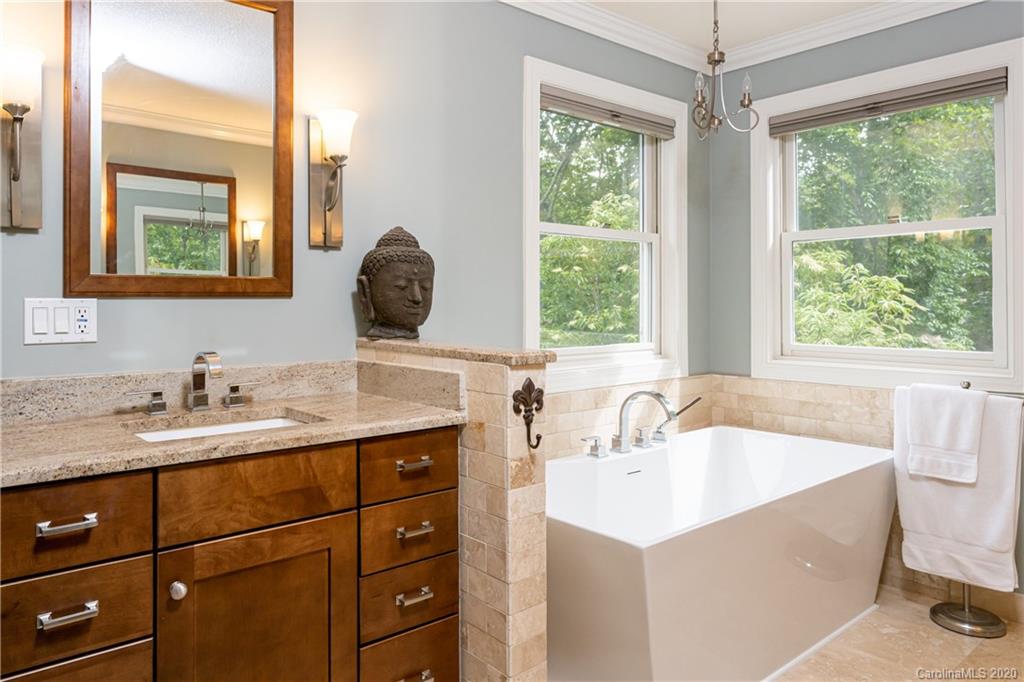40 Spring Hollow Lane Fairview NC 28730