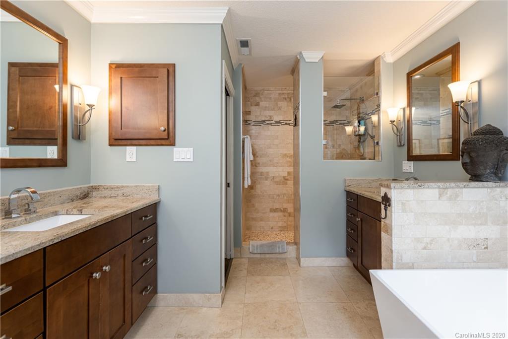 40 Spring Hollow Lane Fairview NC 28730