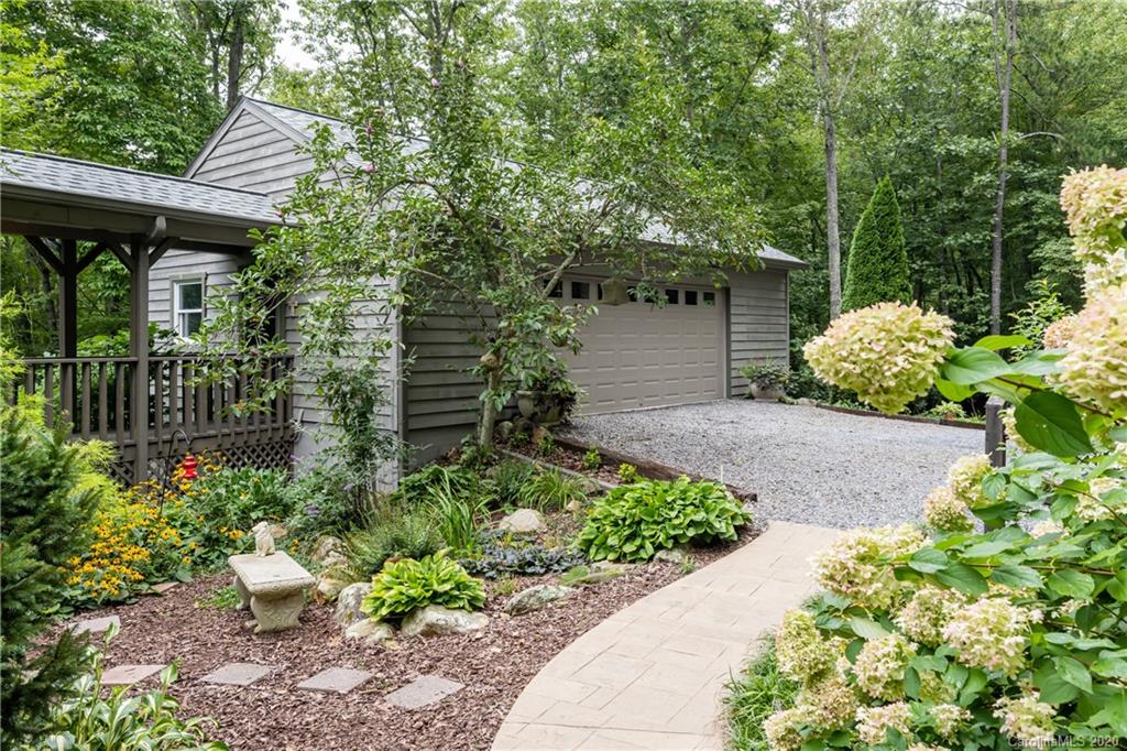 40 Spring Hollow Lane Fairview NC 28730