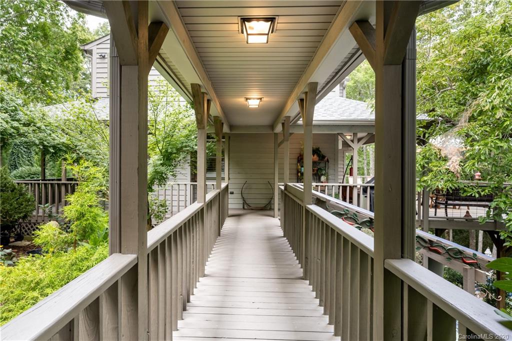 40 Spring Hollow Lane Fairview NC 28730