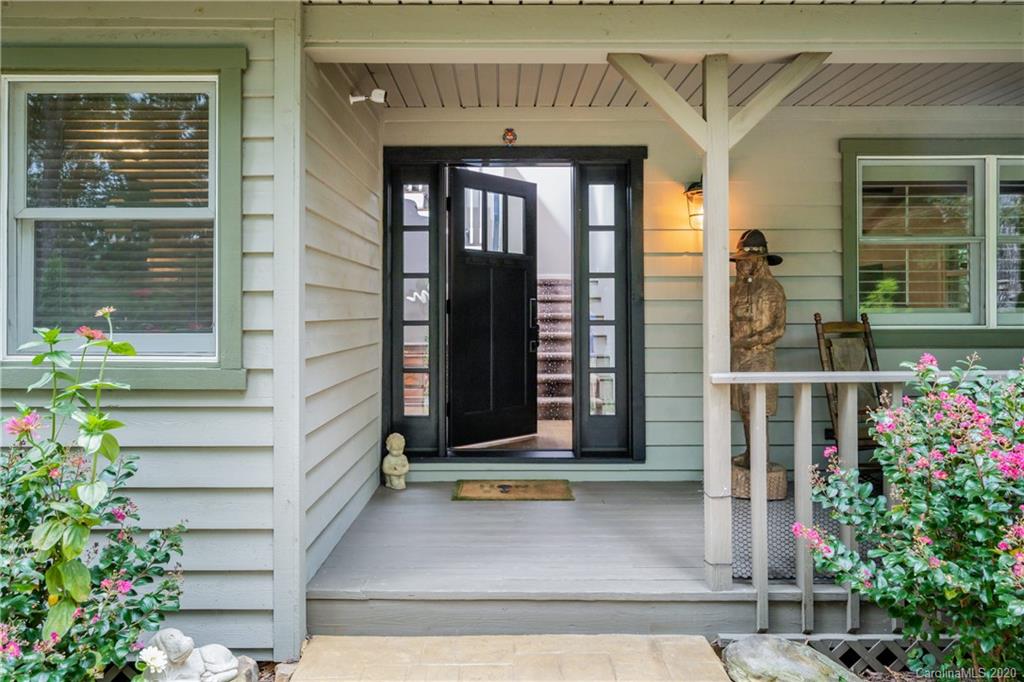 40 Spring Hollow Lane Fairview NC 28730