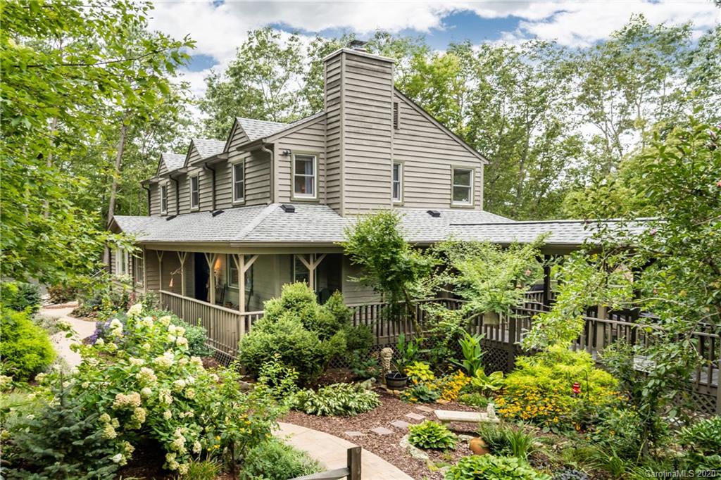 40 Spring Hollow Lane Fairview NC 28730