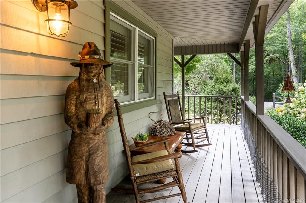 40 Spring Hollow Lane Fairview NC 28730
