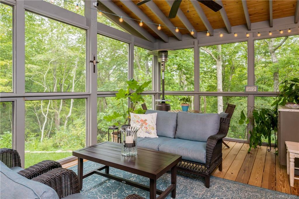 40 Spring Hollow Lane Fairview NC 28730