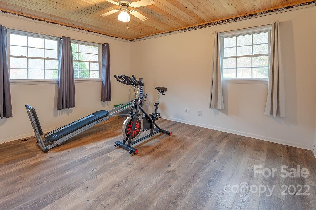 161 Cherry Oak Road Burnsville NC 28714