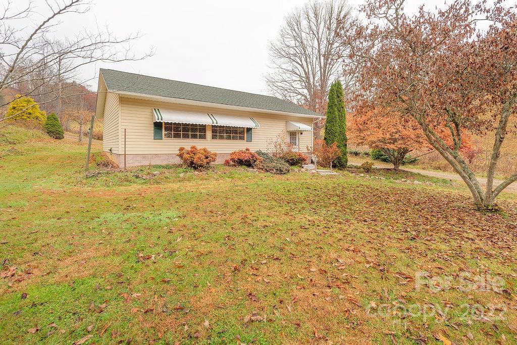 161 Cherry Oak Road Burnsville NC 28714
