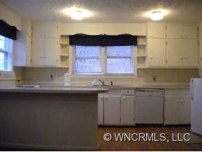 1994 Grapevine Road Marshall NC 28753