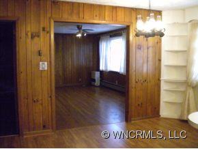1994 Grapevine Road Marshall NC 28753